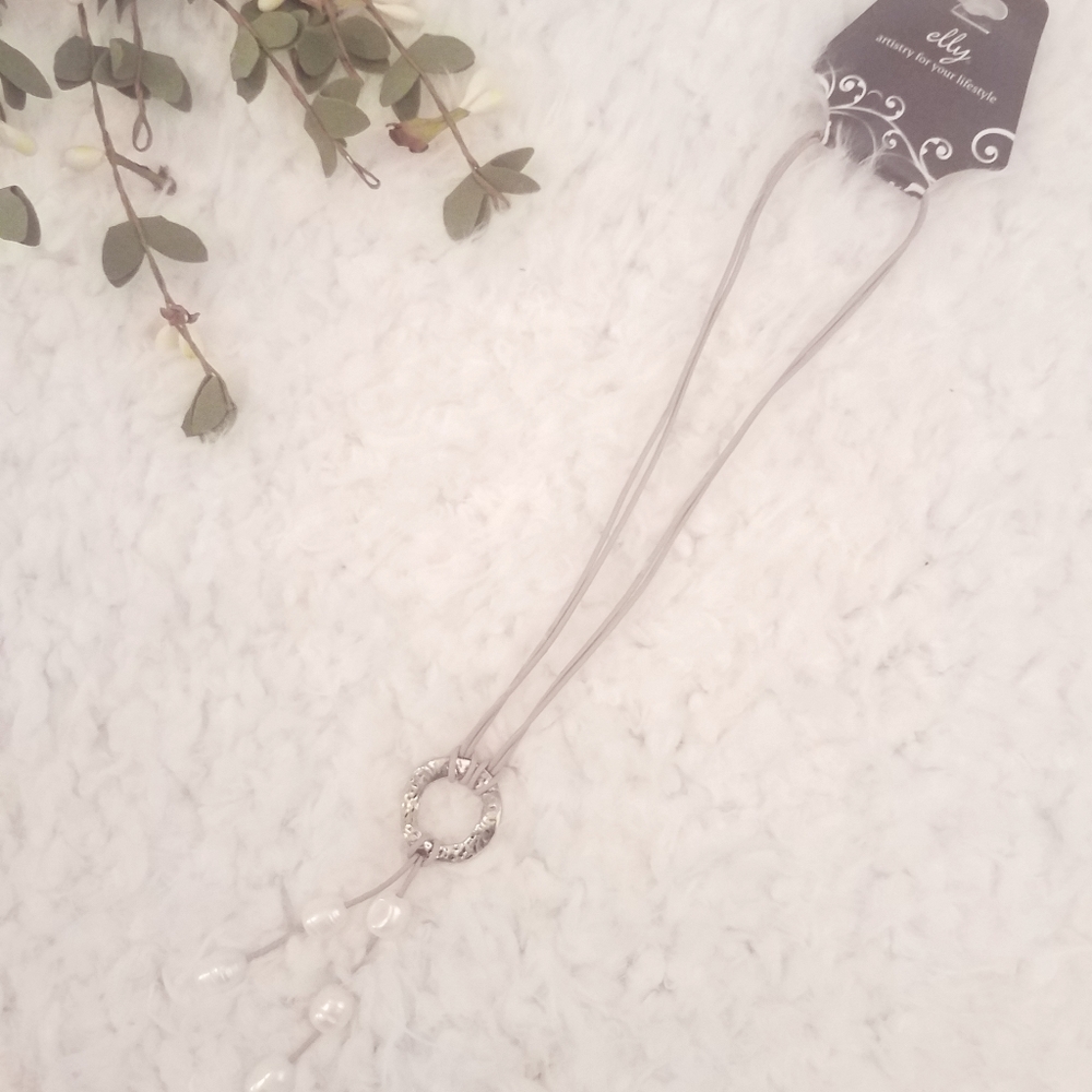 Elly Preston Dewdrop Pearl Tassle Necklace